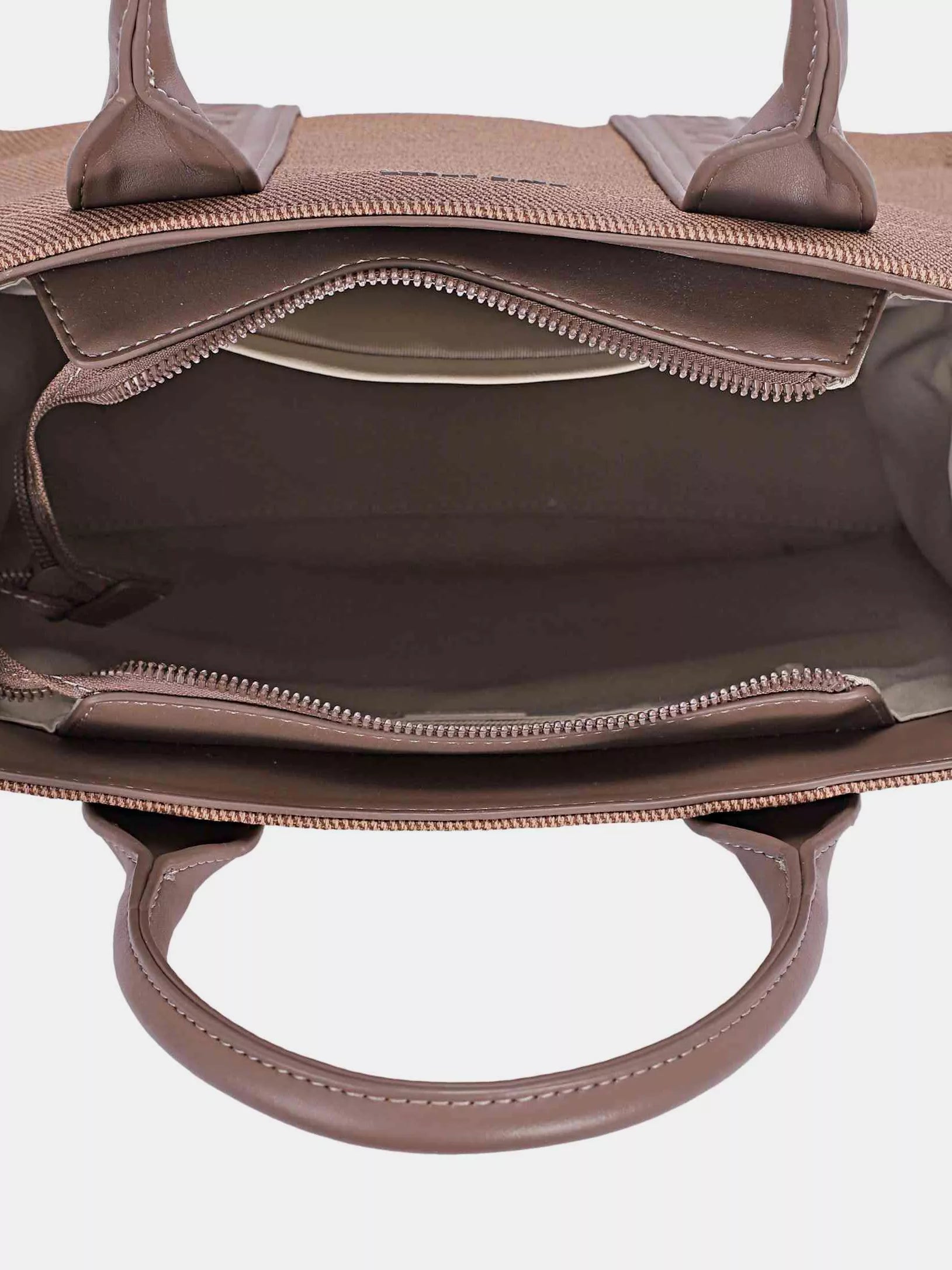 Open top David Jones tote interior with zip closure and contrast leather trim