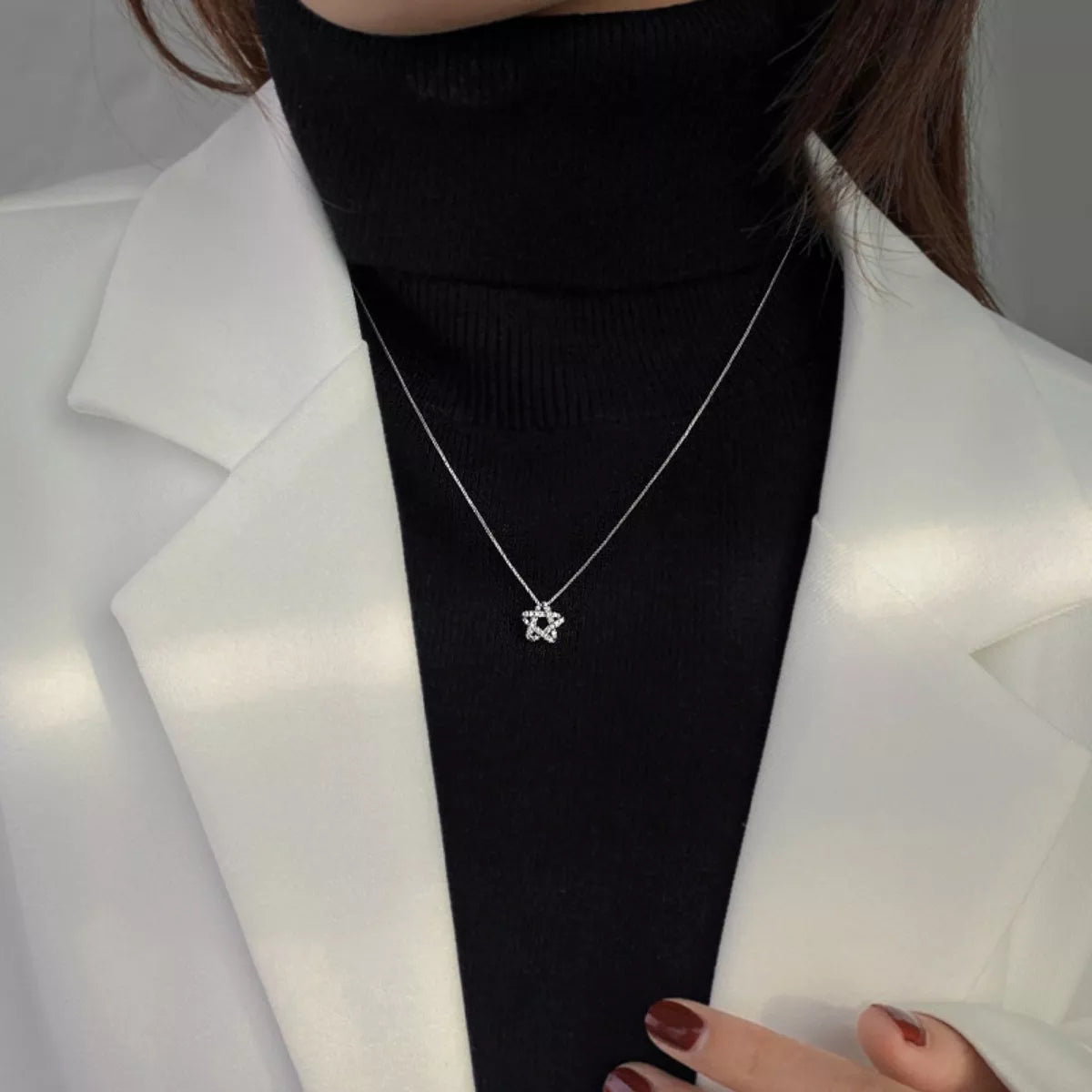 Zircon star pendant necklace in 925 sterling silver on a delicate chain
