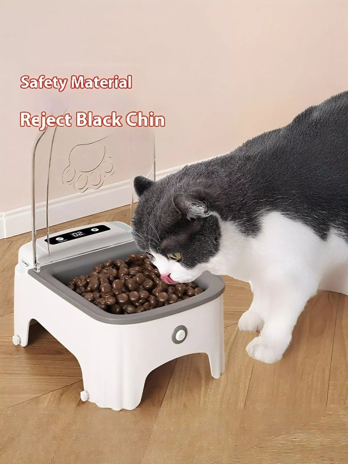 Automatic Pet Feeder mit erhöhtem Napf, geöffneter Klappe und Futter im Schüsselbereich
