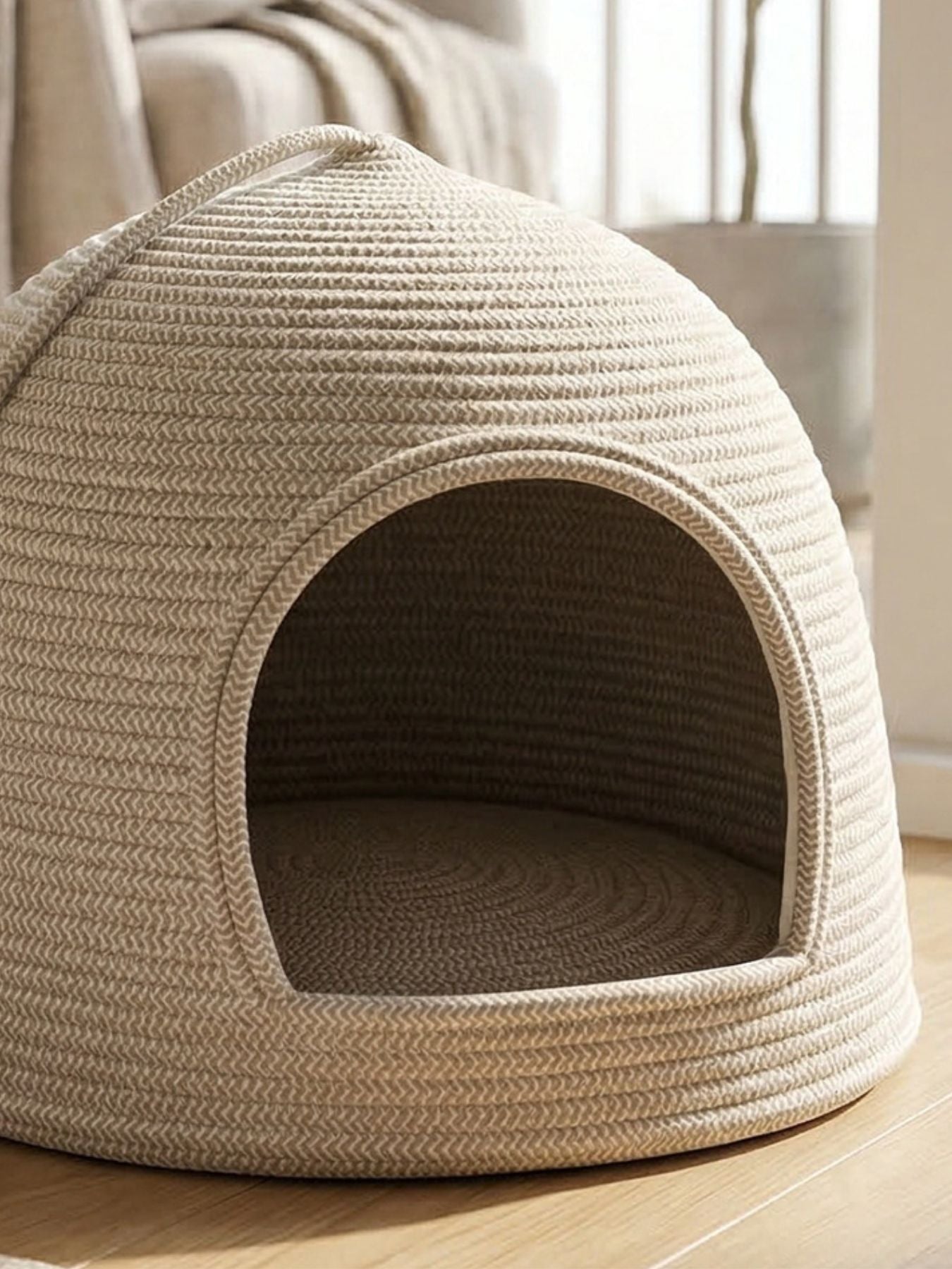 Cream rope dome pet nest close-up of front opening and textured rope weave