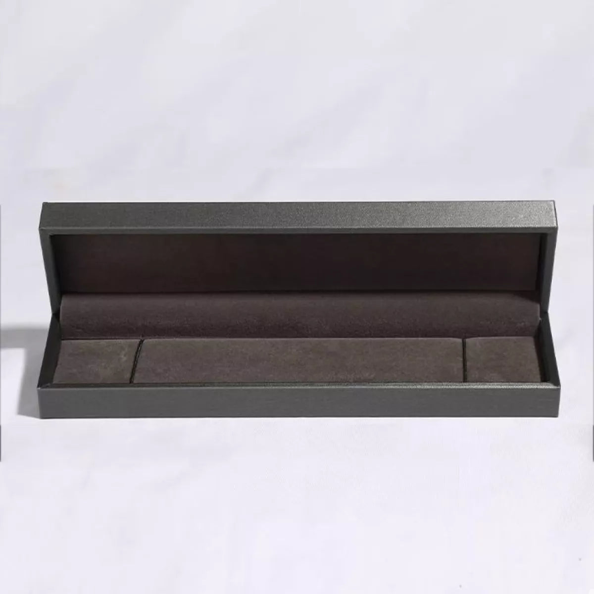 Jewelry box for 925 Sterling Silver zircon wisteria bracelet, insert visible