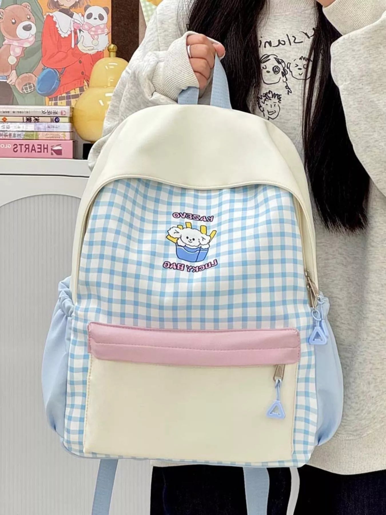 Cartoon-Gingham-Rucksack blau-weiß kariert mit rosa Reißverschluss-Tasche vorn
