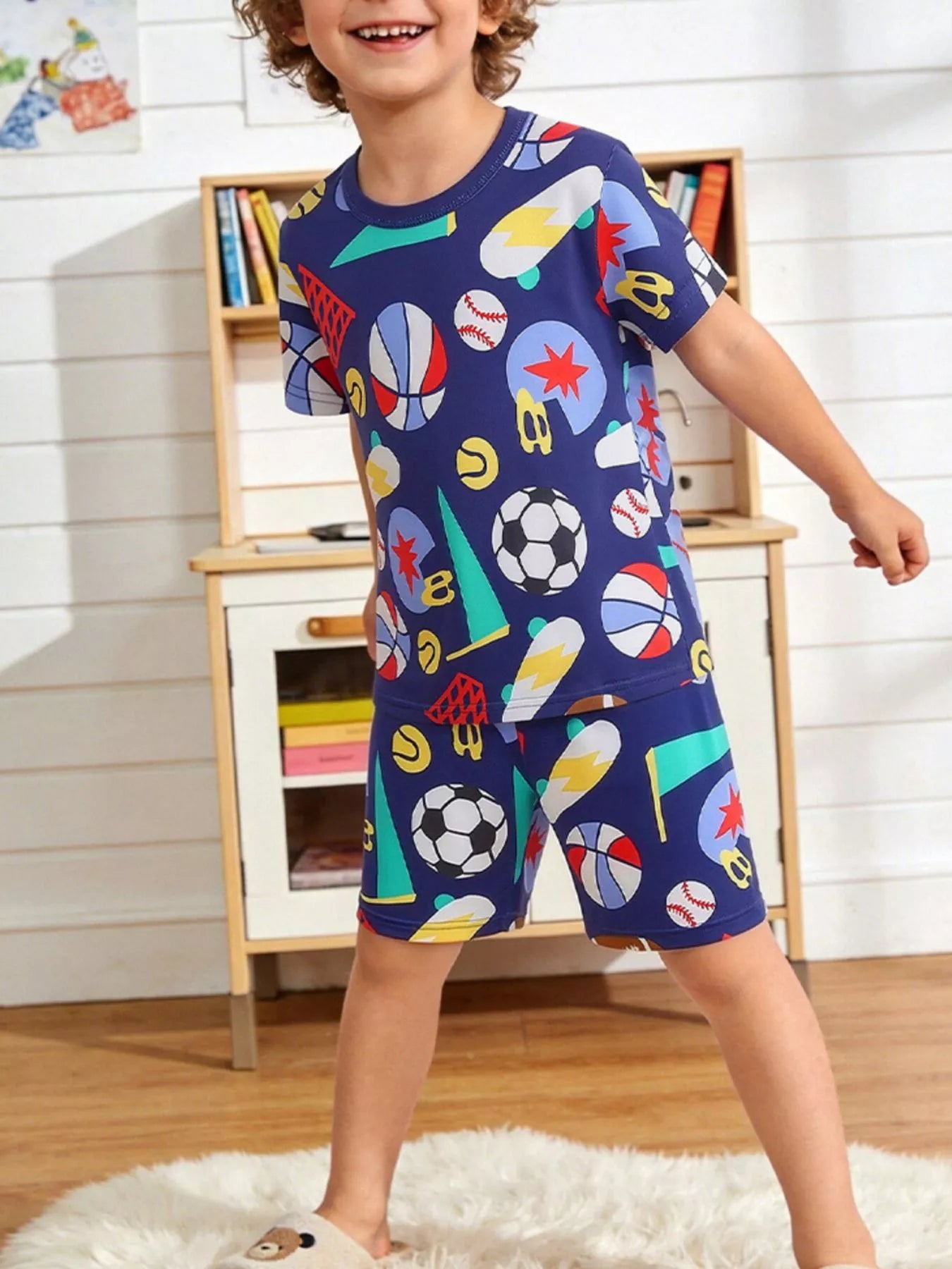 Kids sports print T-shirt and shorts set, navy with multicolor balls and stars