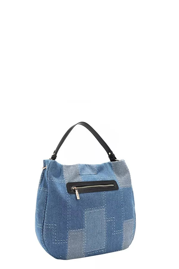 Bosque De Amor denim hobo bag azul claro con asa negra y cierre frontal metálico