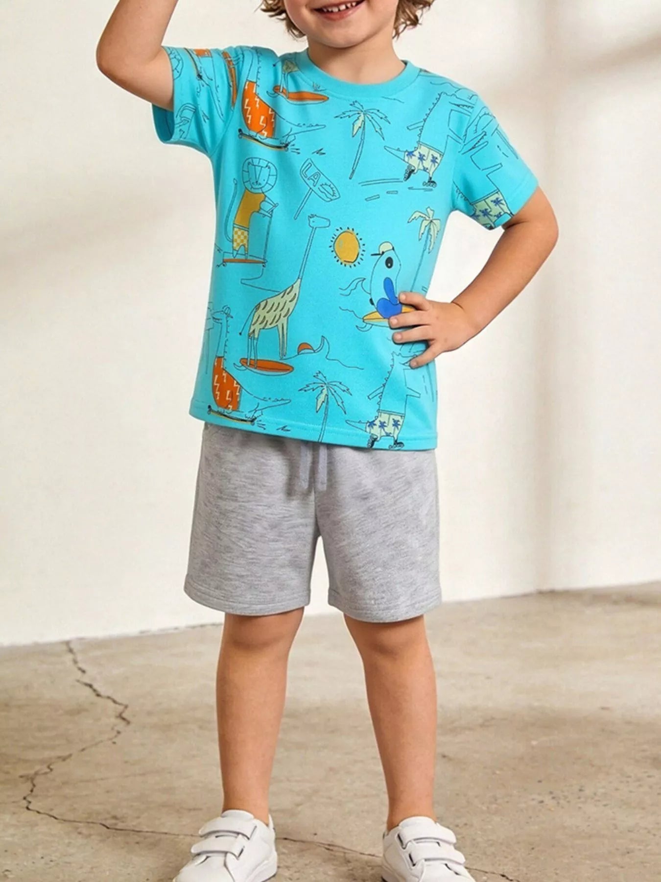 Kids aqua animal-print tee and gray shorts set with drawstring waist