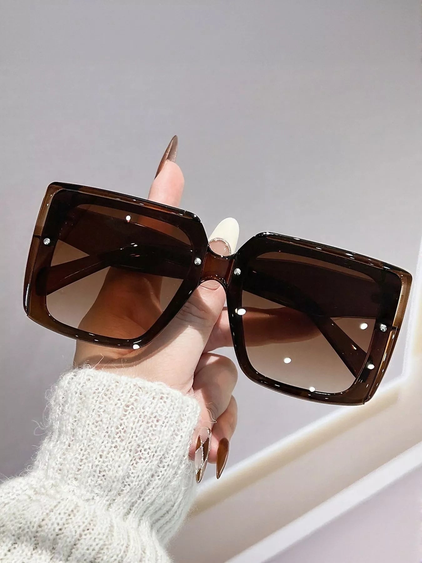 Coffee-brown gradient oversized square sunglasses, dark lenses