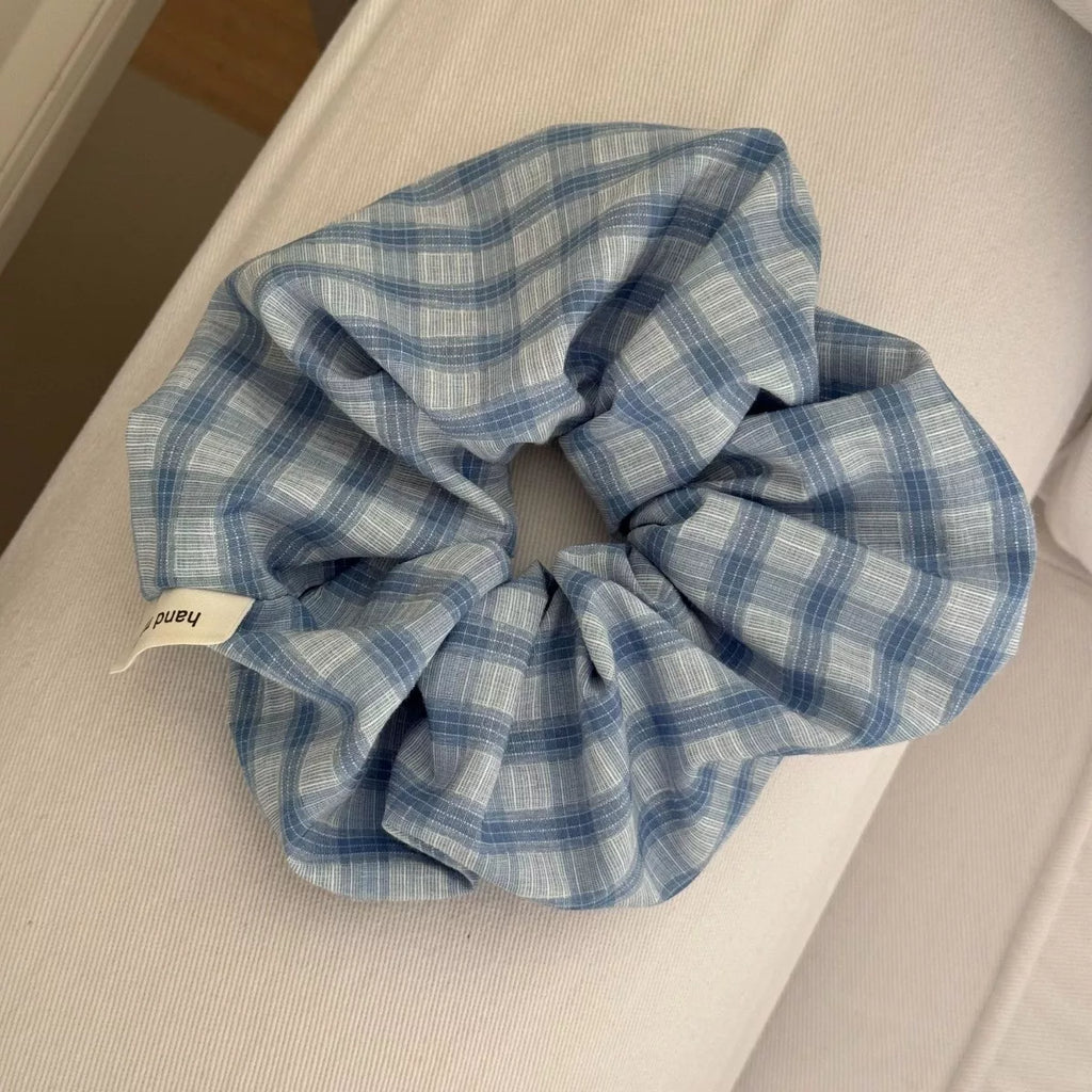 5-teiliges Haargummi-Set, hellblau karierte Scrunchies mit Stoffgummiring